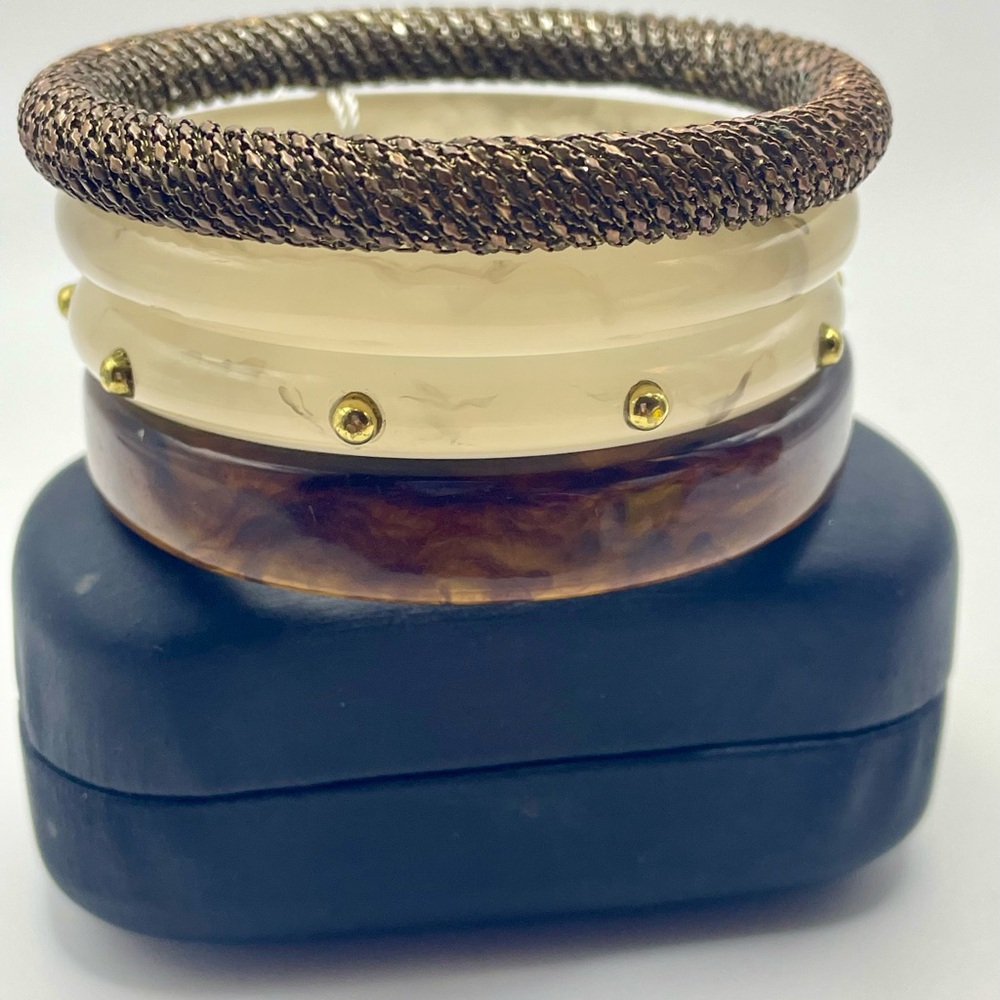 Stacked Bangle Bracelet Set - Cream, Tortoiseshell & Bronze. 7 1/2 to 8 1/4 in